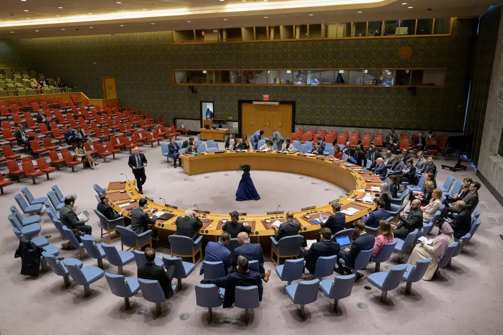 5月18日在位于纽约的联合国总部拍摄的安理会审议向乌克兰提供武器问题现场 图源：新华社