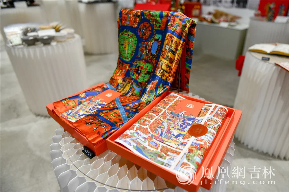 “长春礼物”概念店及部分展品。凤凰网吉林 梁琪佳摄