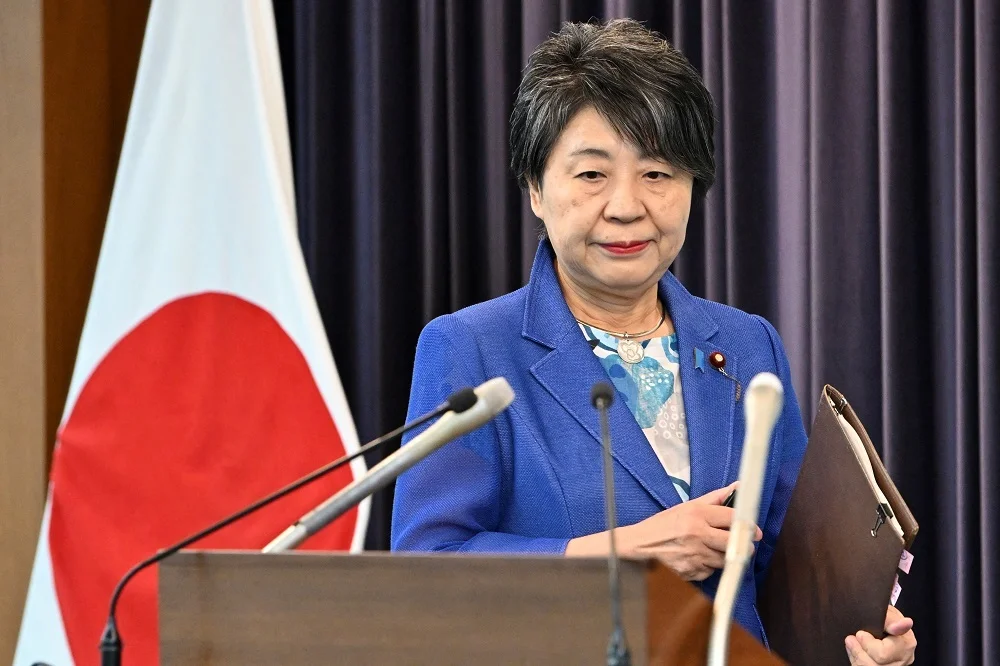 日本外相哀悼胡友平女士：深感悲痛