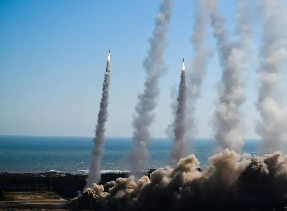 唐驳虎：解放军封岛演习落幕，赖当局慌乱应对，美日集体沉默