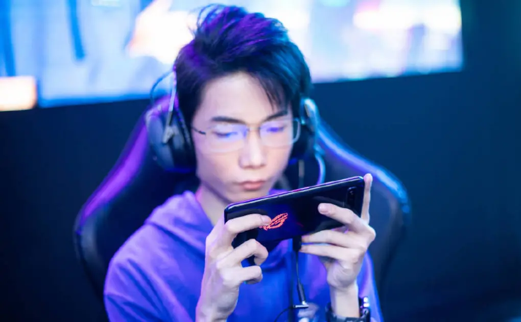 QQ飞车S联赛总决赛倒计时，ROG5助力“车神”加速超越对手-游戏攻略礼包下载 安卓苹果手游排行榜 好游戏尽在春天手游网