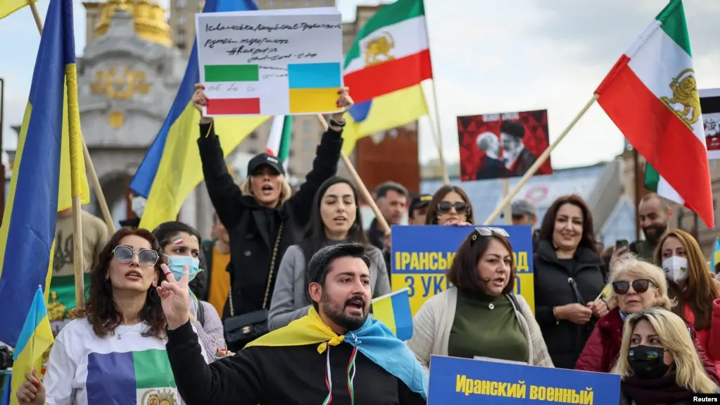 ◆2022年10月28日，旅居乌克兰的伊朗人在基辅参加集会，反对伊朗政府向俄罗斯出口并交付无人机的行为。