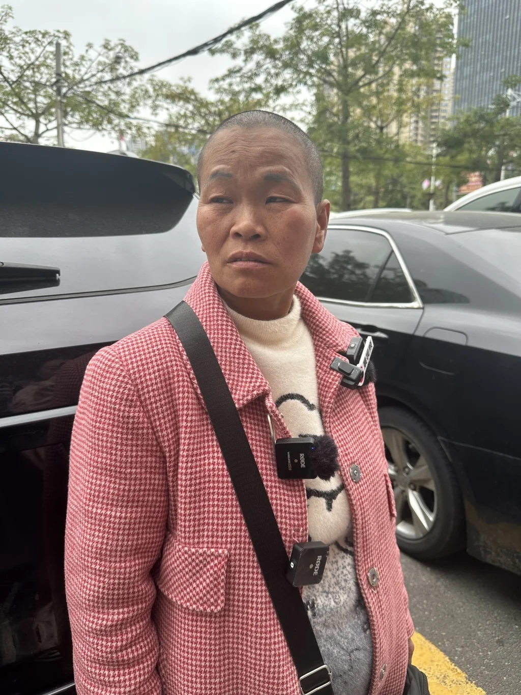 一审宣判后，李海玉的情绪很低落。 澎湃新闻记者 陈绪厚 图