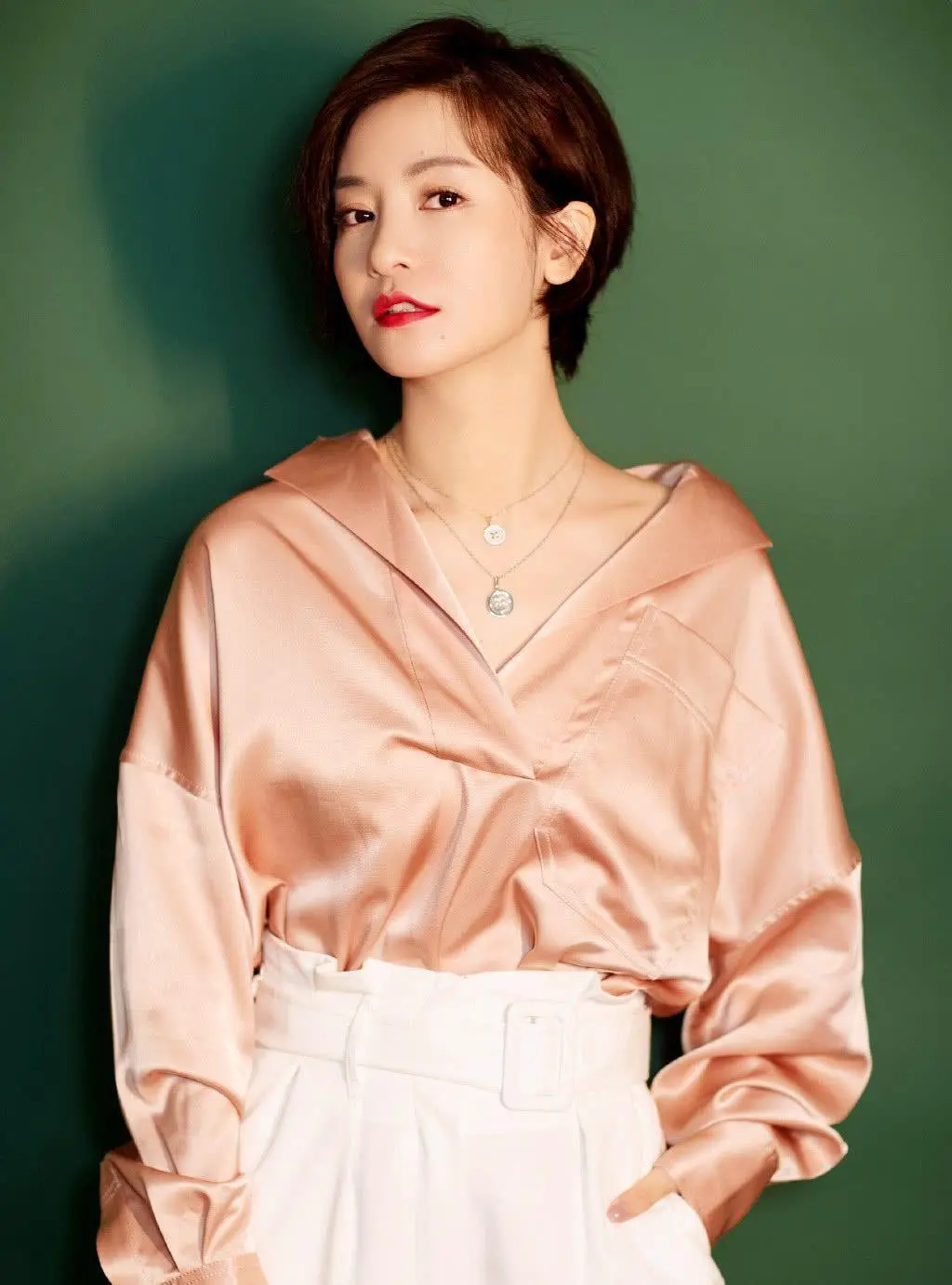 众星就唐山打人事件发声 张雨绮杨天真孙怡等力挺被殴打女子