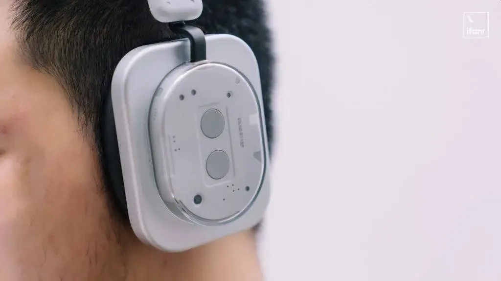 注定小眾的Something:Nothing Phone(3)為誰而生?