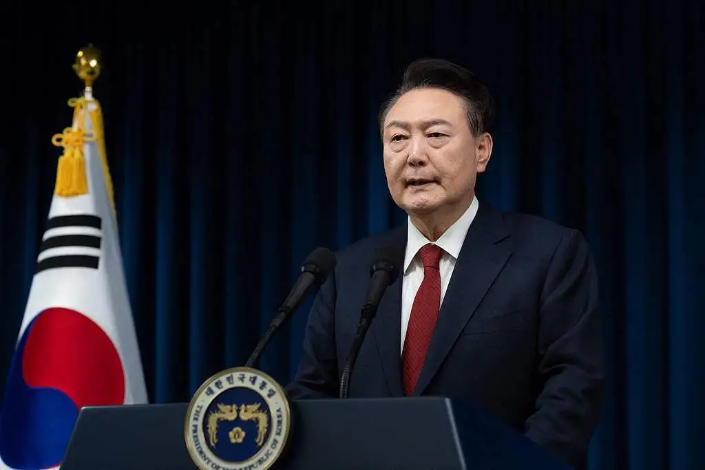 法院批准对现任总统逮捕令,尹锡悦还有什么办法？