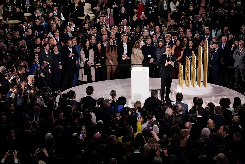 ʱ2025210գ裬˹жڷ׶СӾй