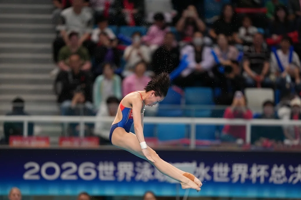 15岁蒋林静首夺跳水世界杯总决赛女子10米台冠军