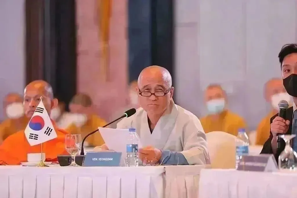 佛教-南海佛教圆桌会金边论坛在柬埔寨举行，西哈莫尼国王会见印顺大和尚一行