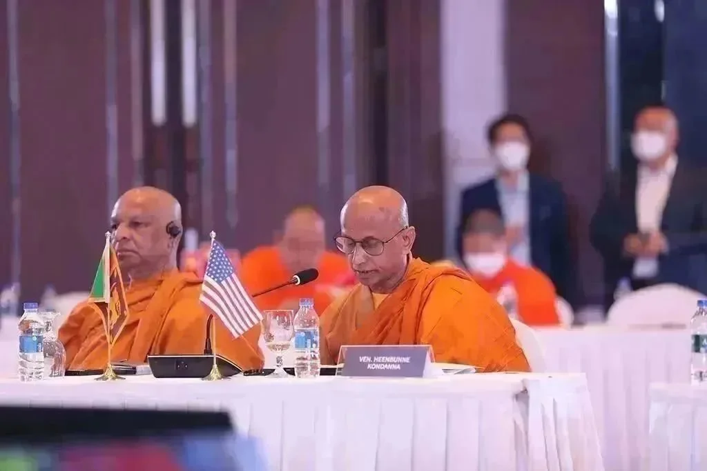 佛教-南海佛教圆桌会金边论坛在柬埔寨举行，西哈莫尼国王会见印顺大和尚一行