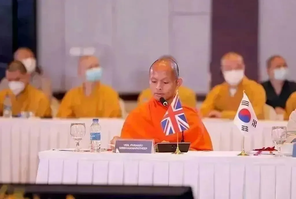 佛教-南海佛教圆桌会金边论坛在柬埔寨举行，西哈莫尼国王会见印顺大和尚一行