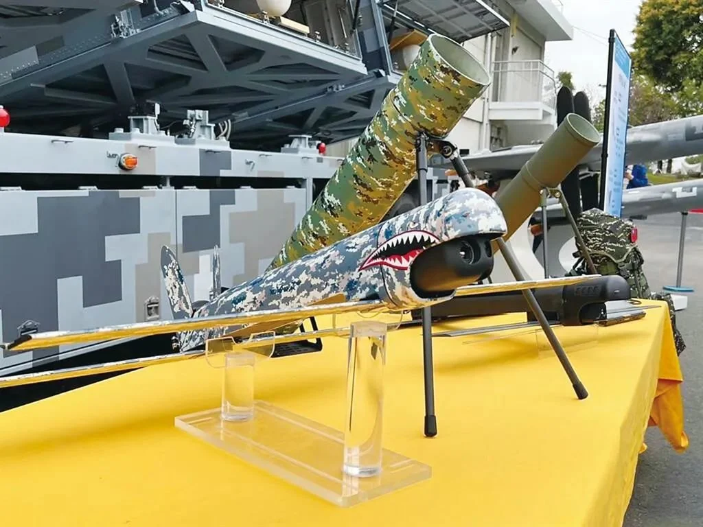 ▲此前有消息称，台湾“中科院”有意打造“台版弹簧刀”无人机。图为由“中科院”研制的“巡飞弹无人机系统”。（台湾中时资料照）