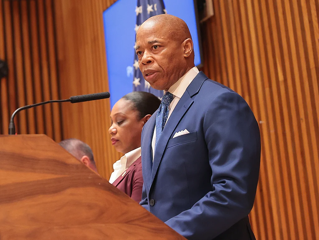 纽约市长亚当斯，资料图