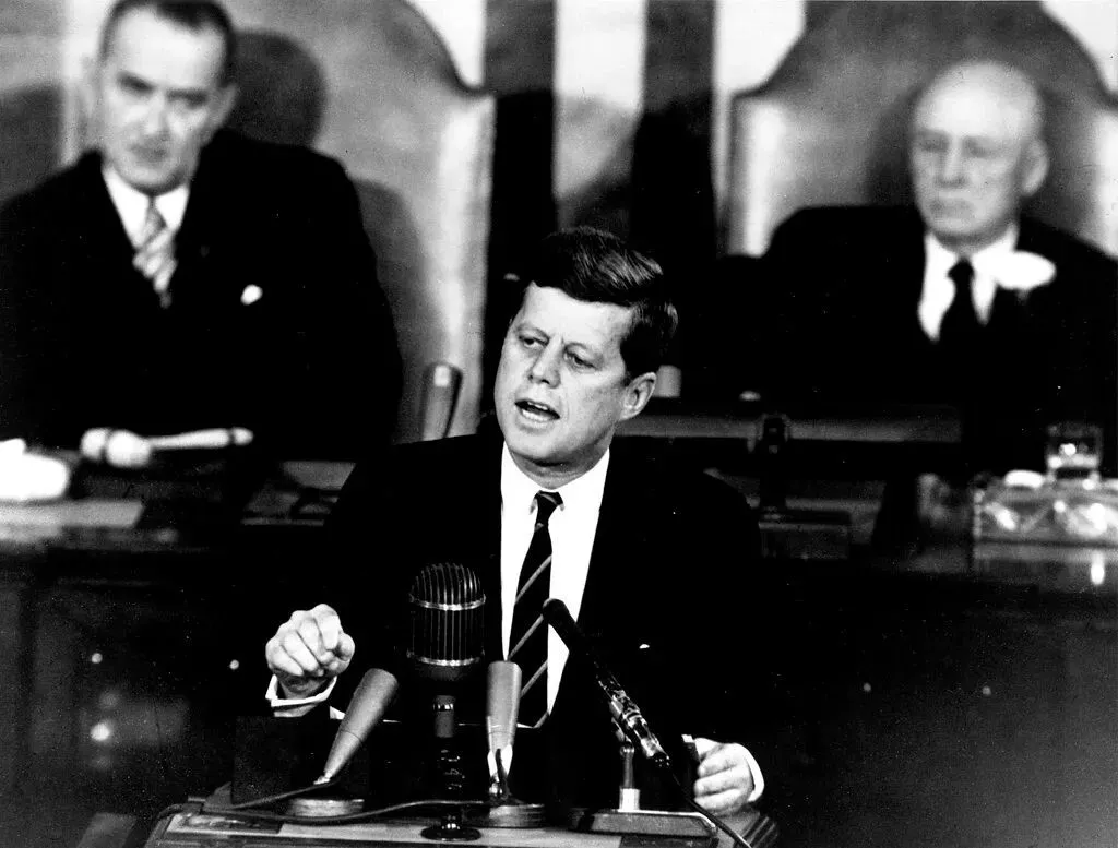 ▲1961年5月25日，肯尼迪在国会发表登月计划演讲