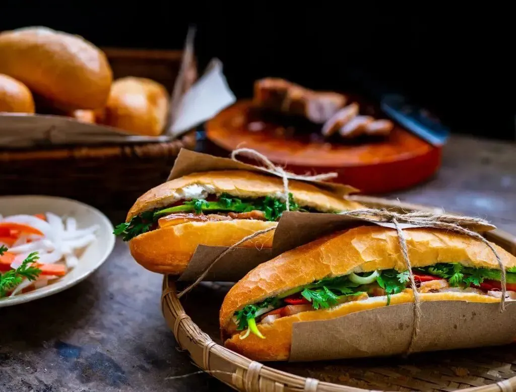 bahn-mi-in-vietnam