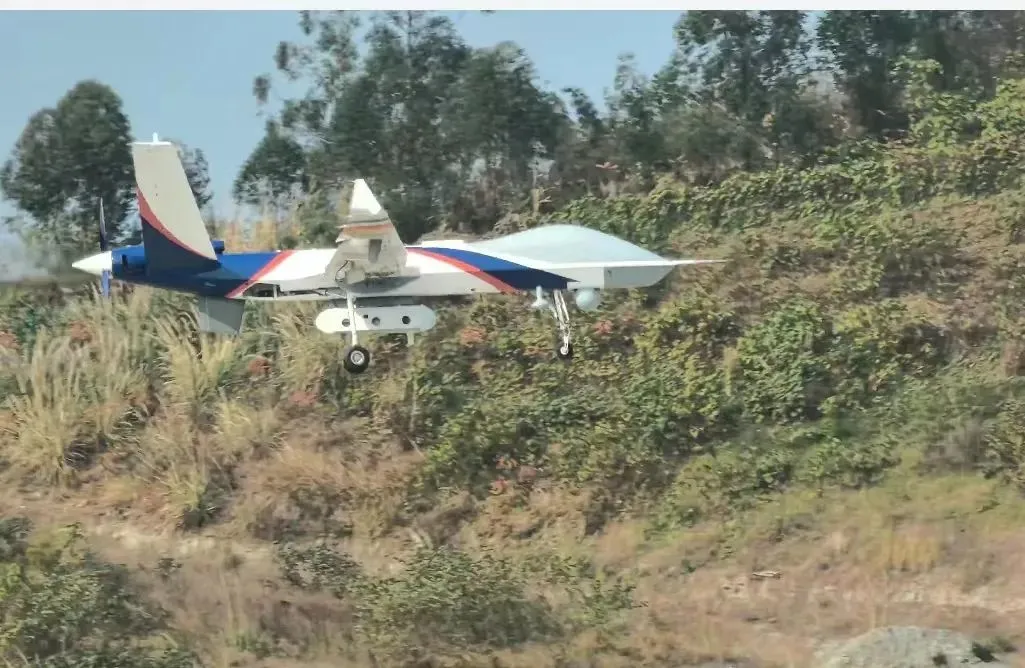 翼龙-2H应急救灾型无人机出动赴灾区执行应急救灾任务 图源:中航无人机供图