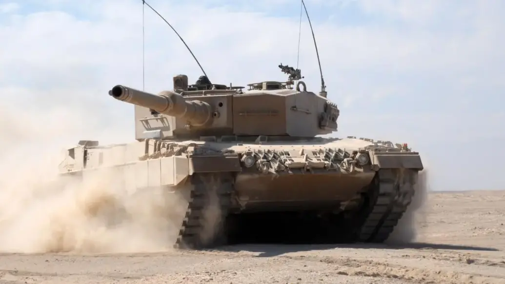 德防长：对乌军援“豹2”坦克进度难以保证