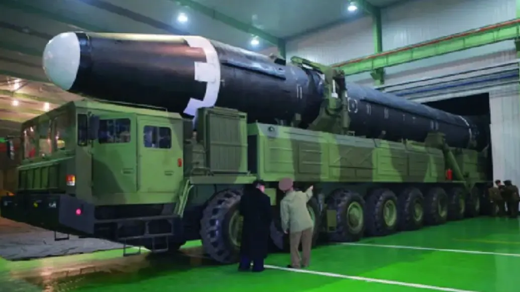朝鲜宣布发射火星15导弹 韩国防部：射程覆盖华盛顿