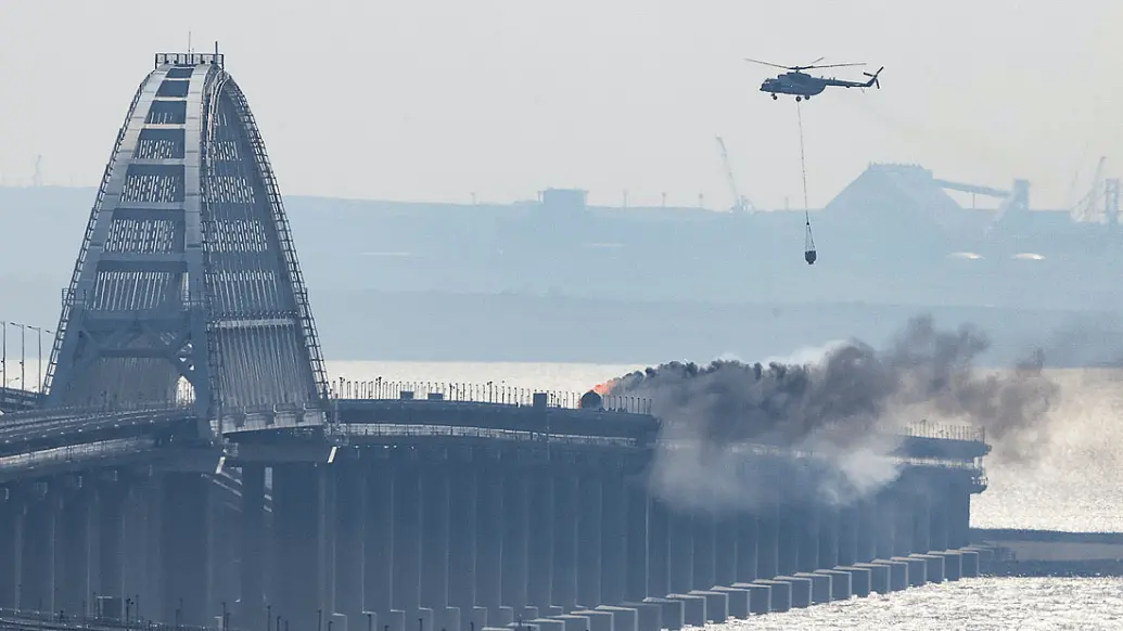 美调查记者：美在克里米亚大桥遭袭中扮演“关键角色”