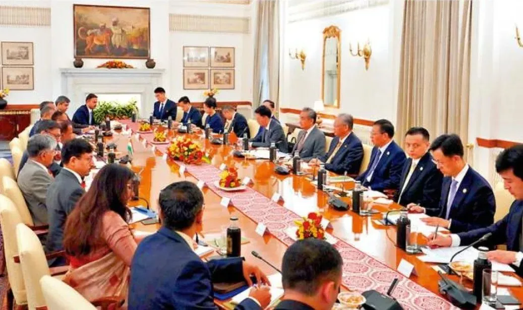 ◆8月19日，中印边界问题特别代表第24次会晤在新德里举行。