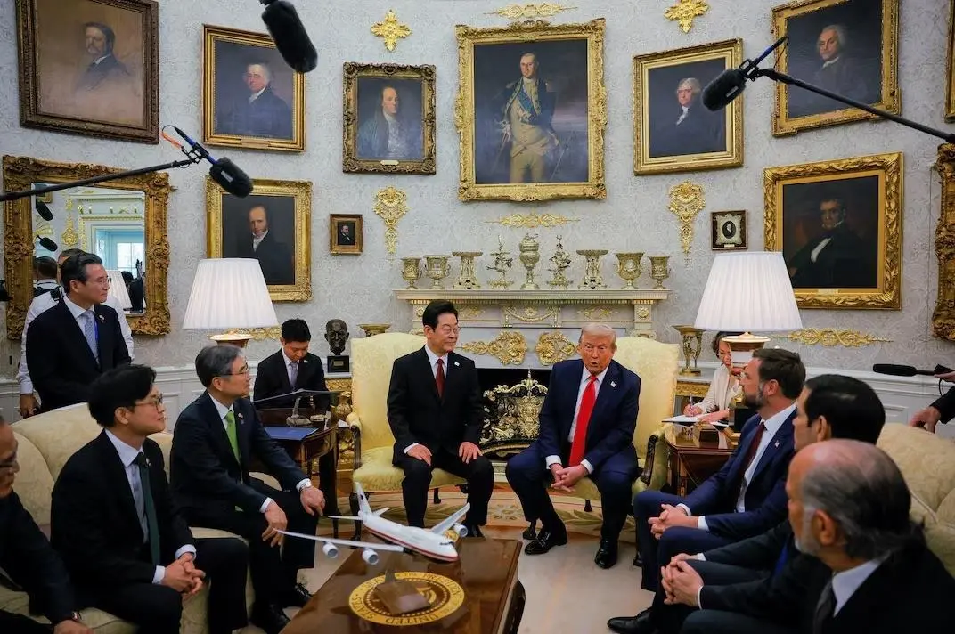 △当地时间8月25日，美国总统特朗普与韩国总统李在明在白宫进行会晤（图源：路透社）
