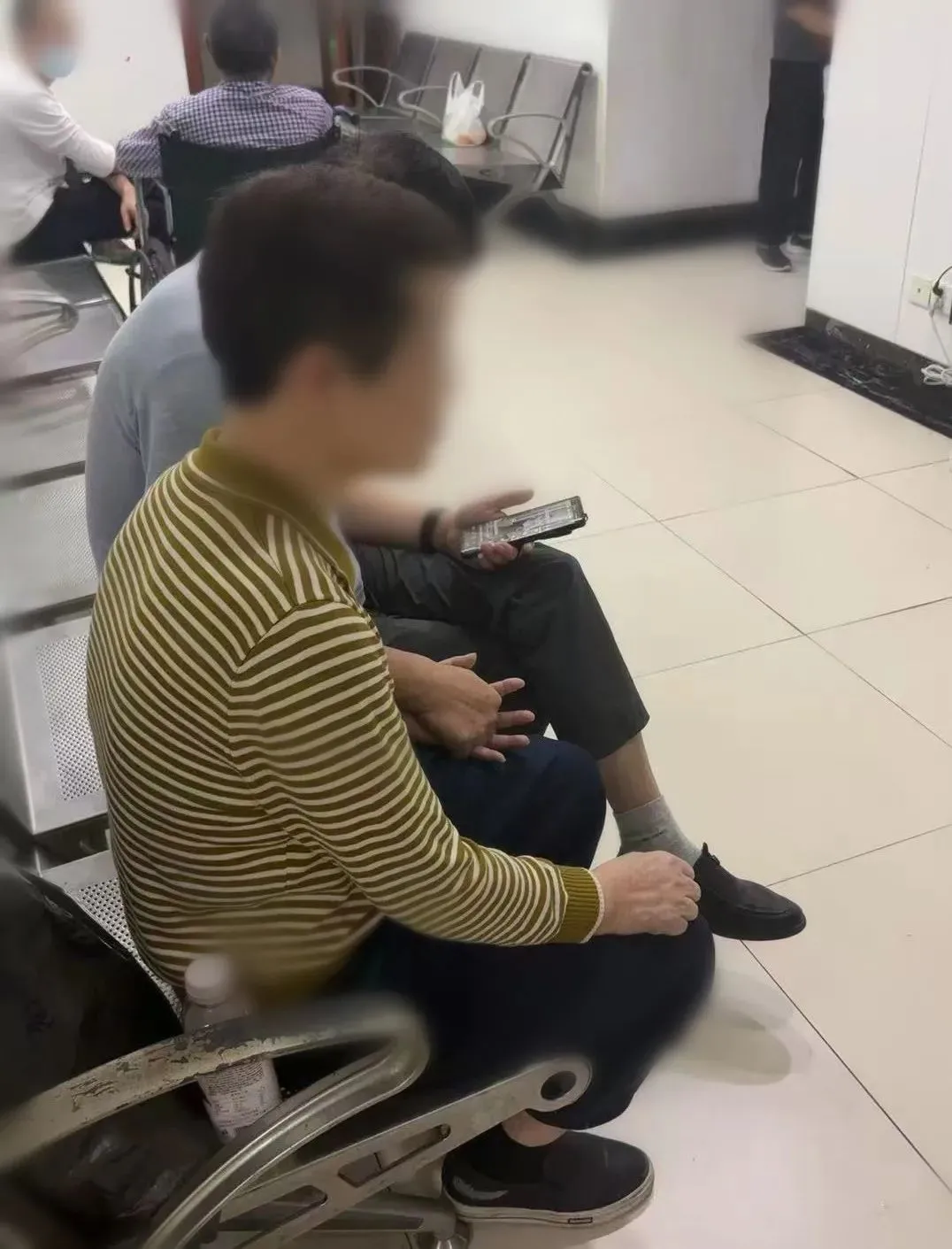 「阿爾茨海默病手術」被叫停的背後.....