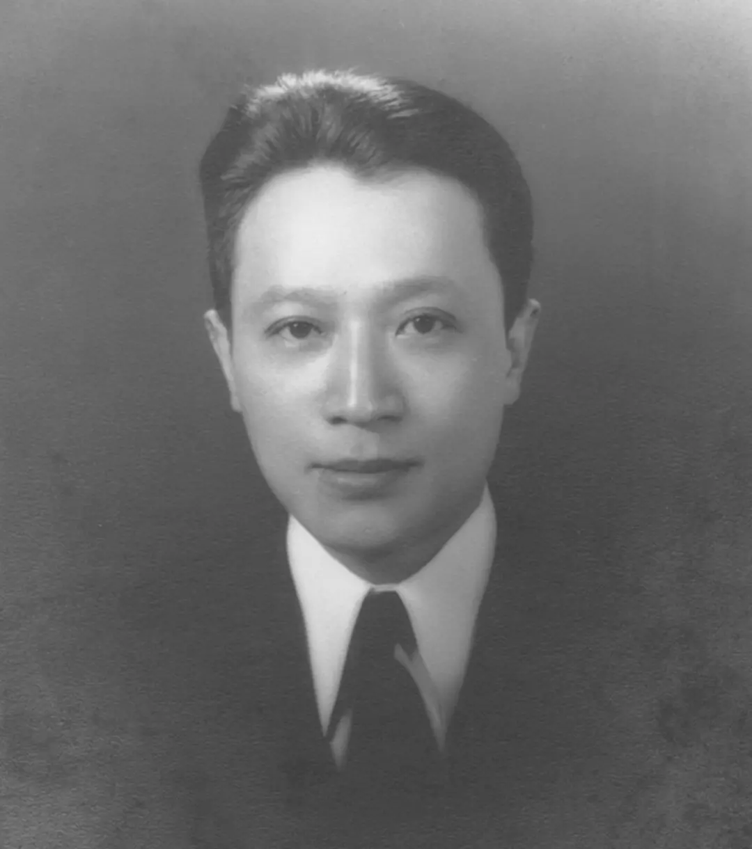 如何度过生命的至暗时刻？她的答案是“不吃屎，不骑马”