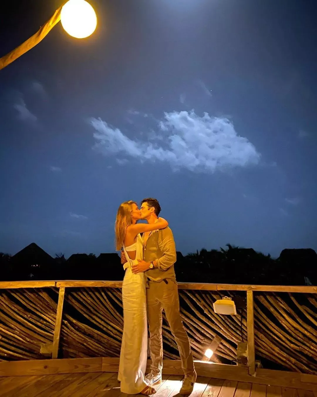 以前每代影迷有他们的“爱情神话”，为什么现在大家不爱看爱情片了？_搜狐网, image size:1080x1350