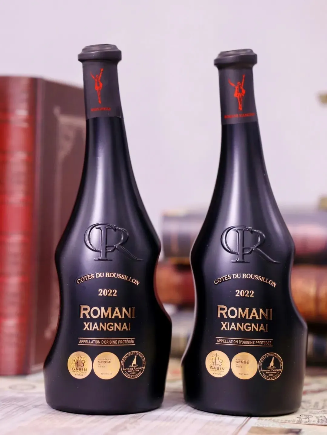 传奇歪脖罗曼尼香奈，世纪经典干红葡萄酒！一定要尝尝_凤凰网