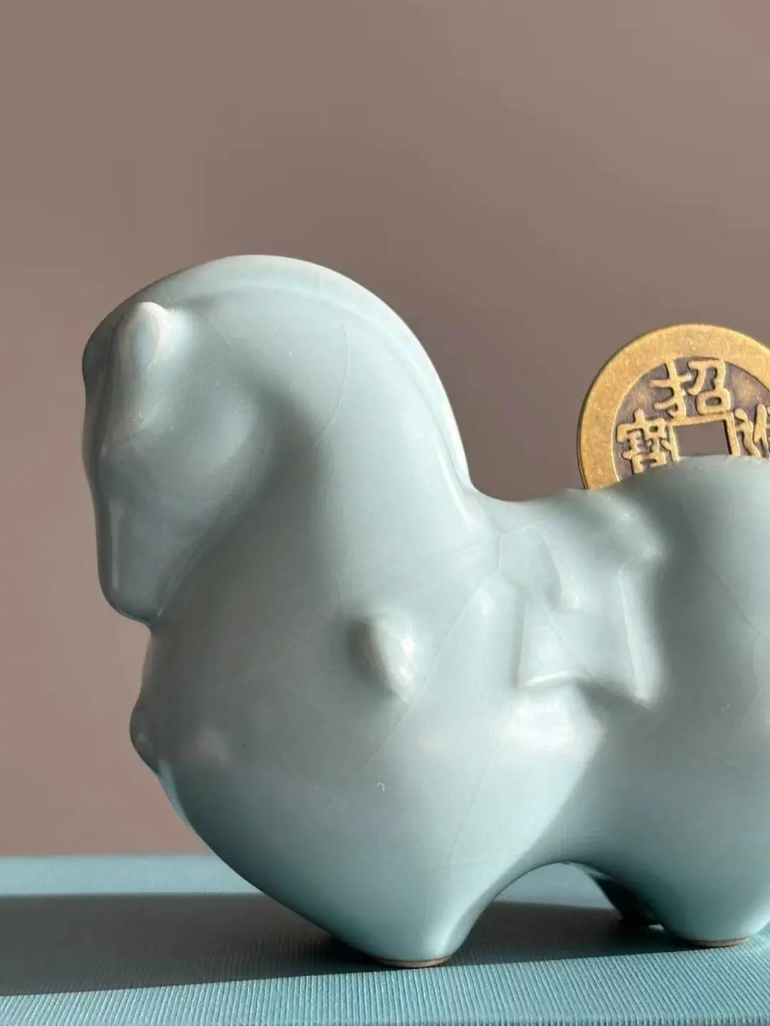 2026必火！非遗汝瓷“有钱马”，财运骑马滚滚来_凤凰网