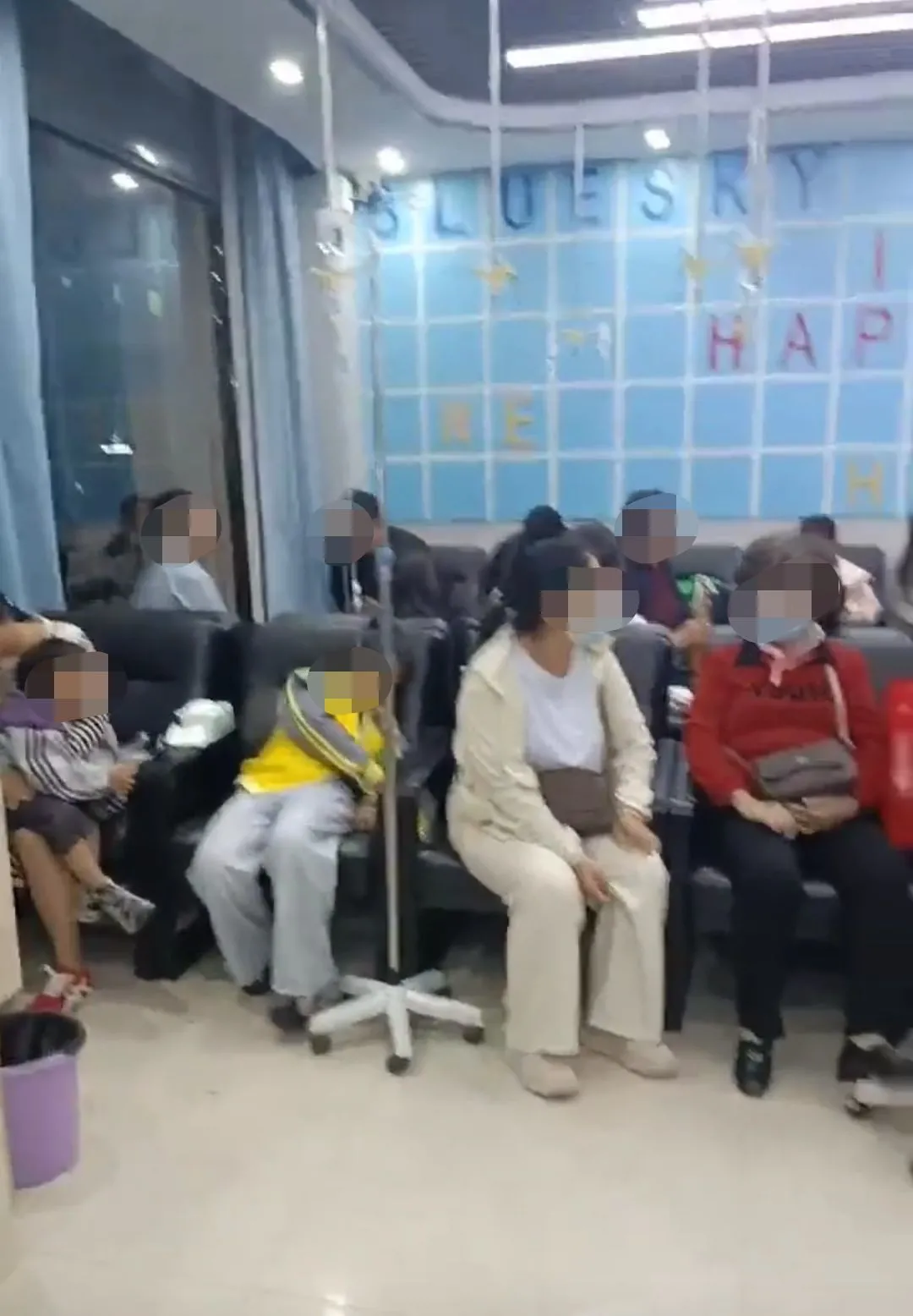河南尉氏县多人呕吐腹泻，当地成立联合调查组
