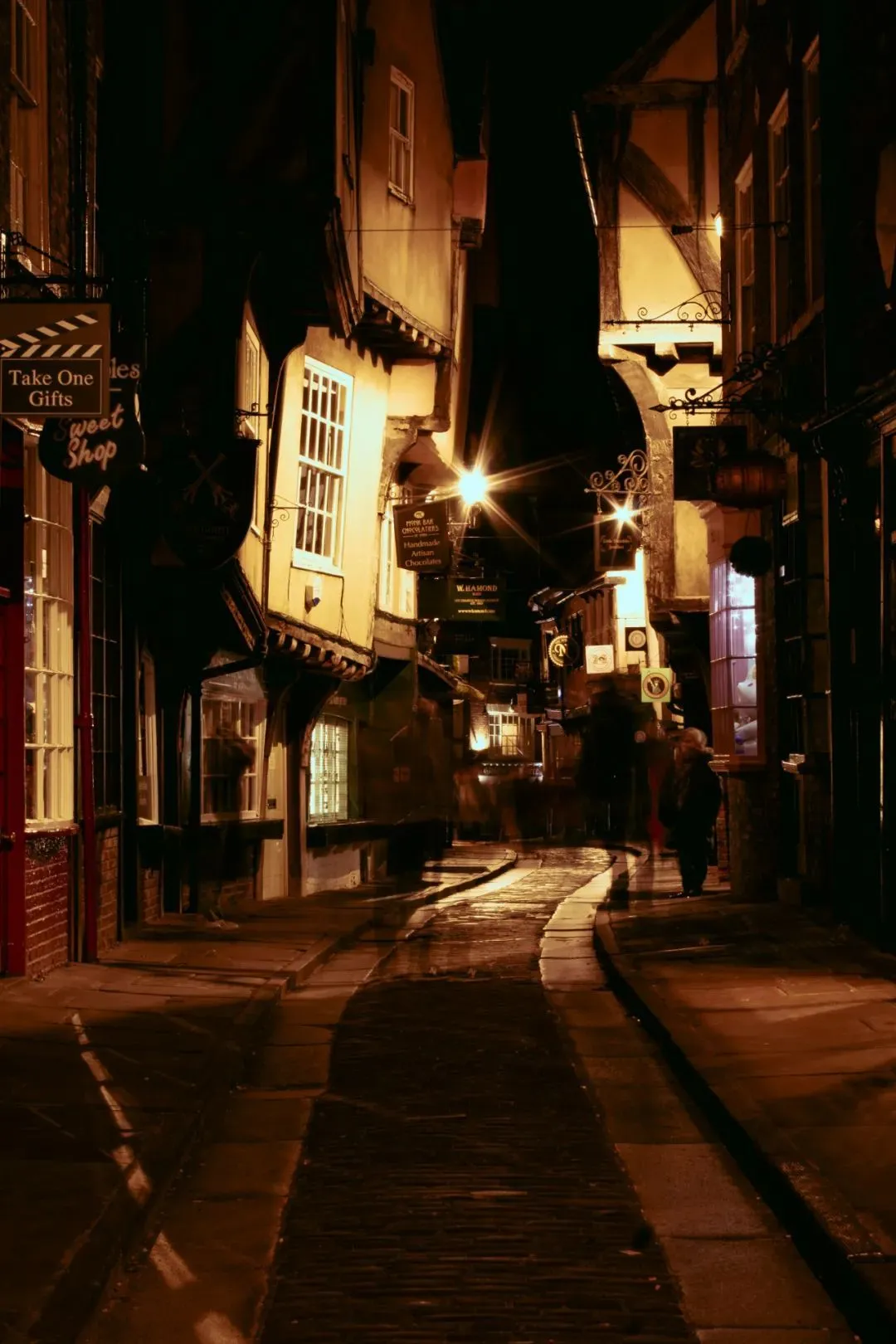 △夜晚的约克,充满神秘气息。(图/unsplash)