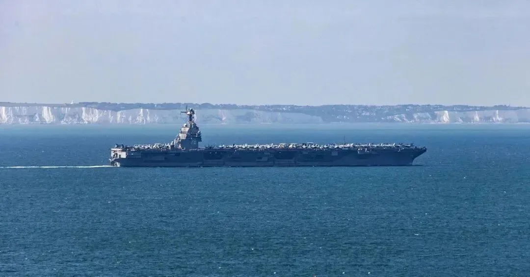 唐駁虎：福特號臨陣脫逃，林肯號獨木難支，美軍航空母艦潰退為哪般？