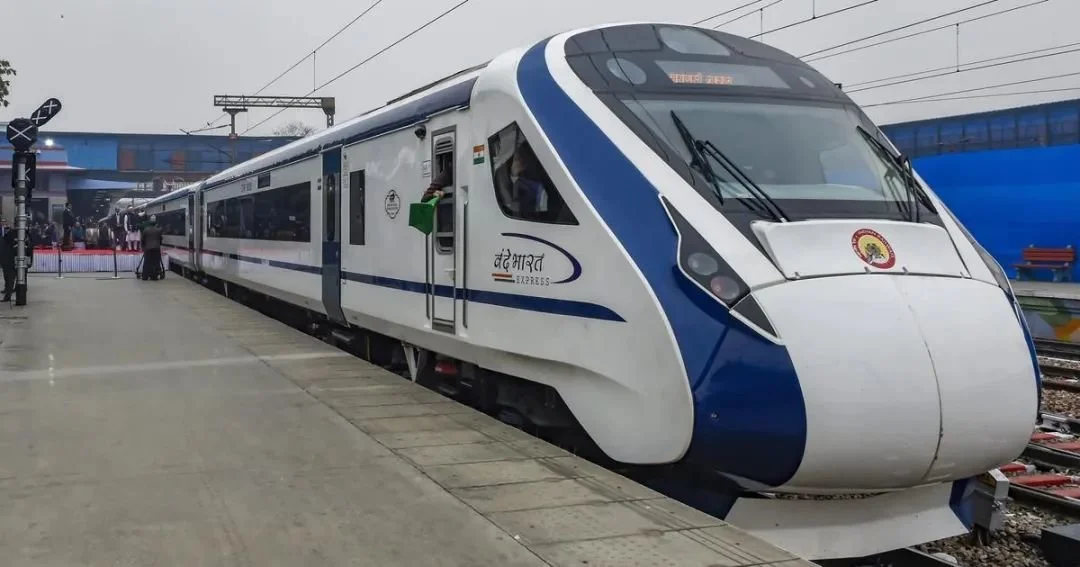 ▲印度现役最快的列车，时速不过160千米