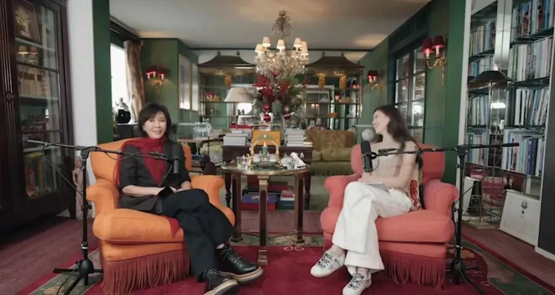 ▲章泽天（右）和刘嘉玲（图/视频截图）