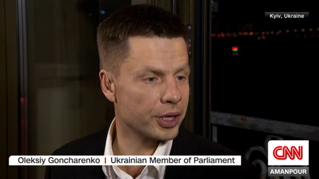 乌克兰议员阿列克谢·贡恰连科接受CNN采访（视频截图）图源：CNN
