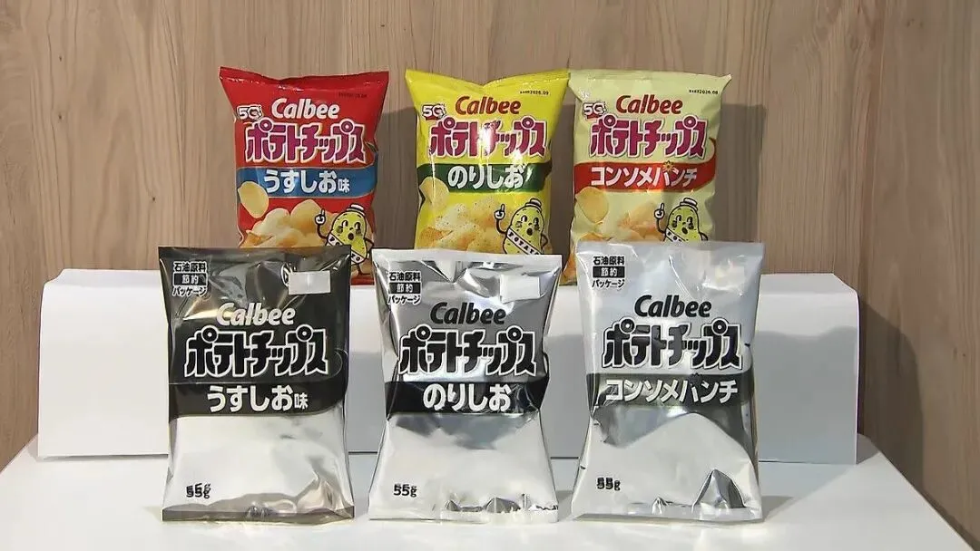 零食包装也变黑白，死亡氛围在日本蔓延