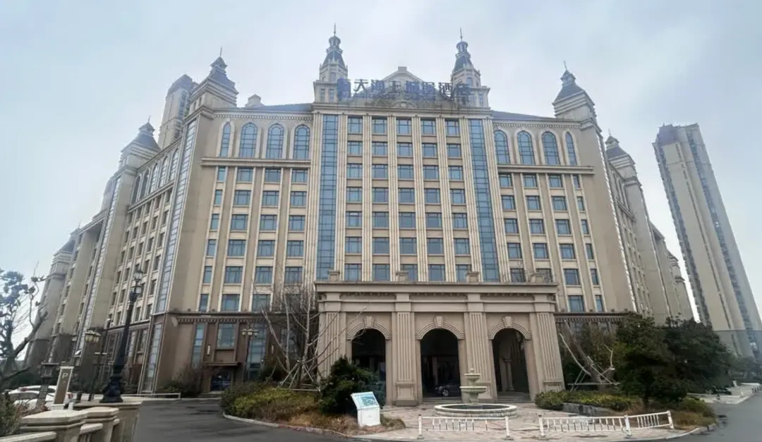 6949万元底价成交,5次挂拍后,恒大海上城堡酒店终于卖掉了_快讯_第3张_纵横网 6949万元底价成交,5次挂拍后,恒大海上城堡酒店终于卖掉了_https://www.izongheng.net_快讯_第3张