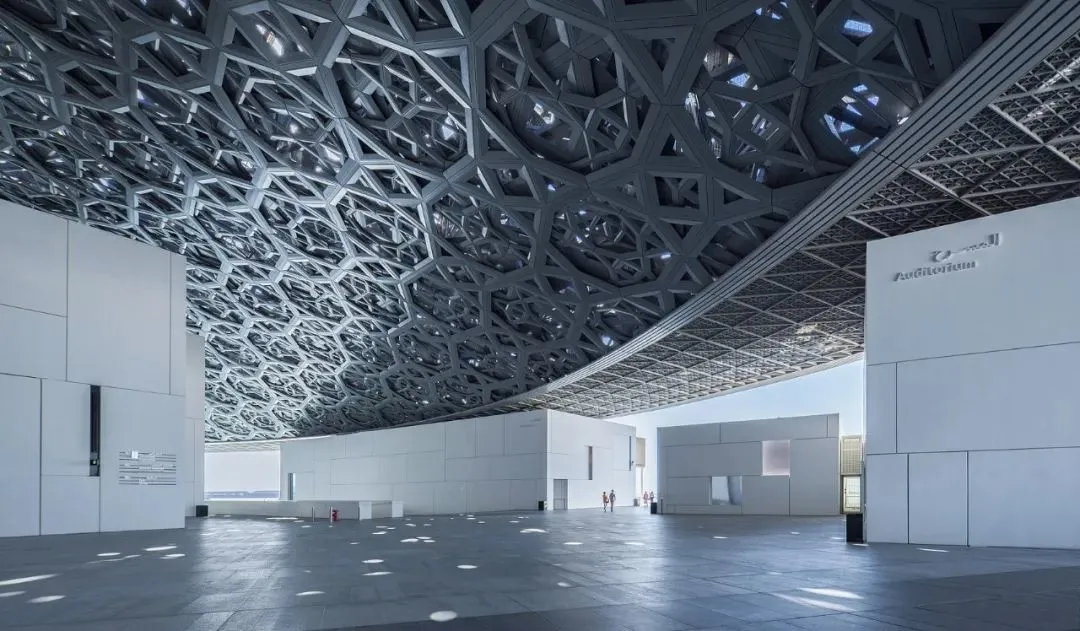 △阿布扎比卢浮宫。（图/视觉中国）