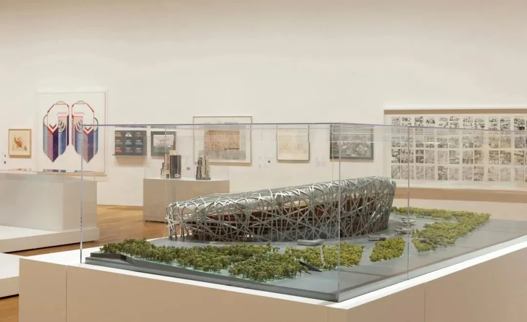 △正在展出的“物件·空间·互动”展览，展示了过去70年来在亚洲制造或受其影响的500多件家具、建筑、平面艺术和其他设计作品。图/M+博物馆