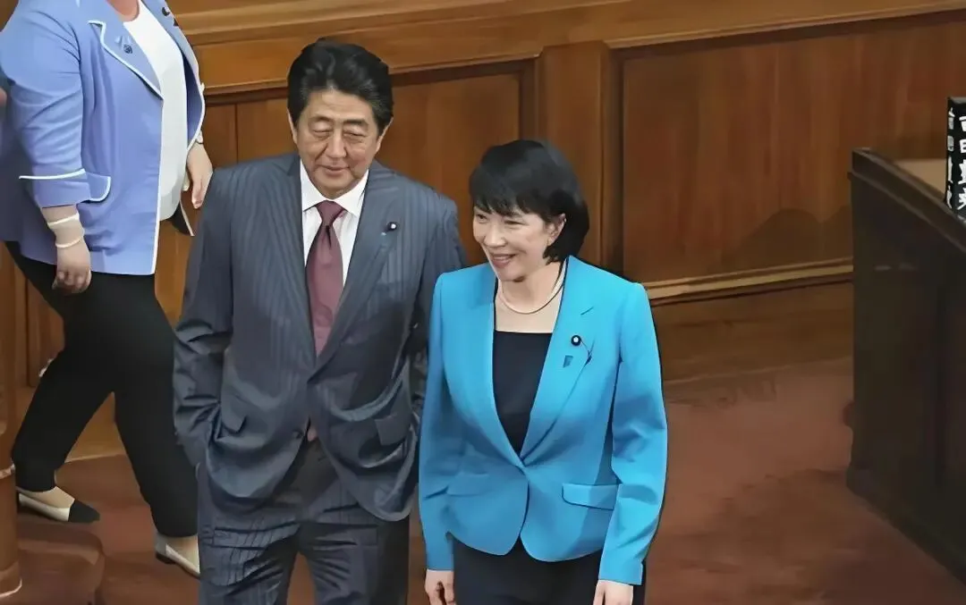 高市胆肥，敢住首相公邸！这事安倍都不敢…