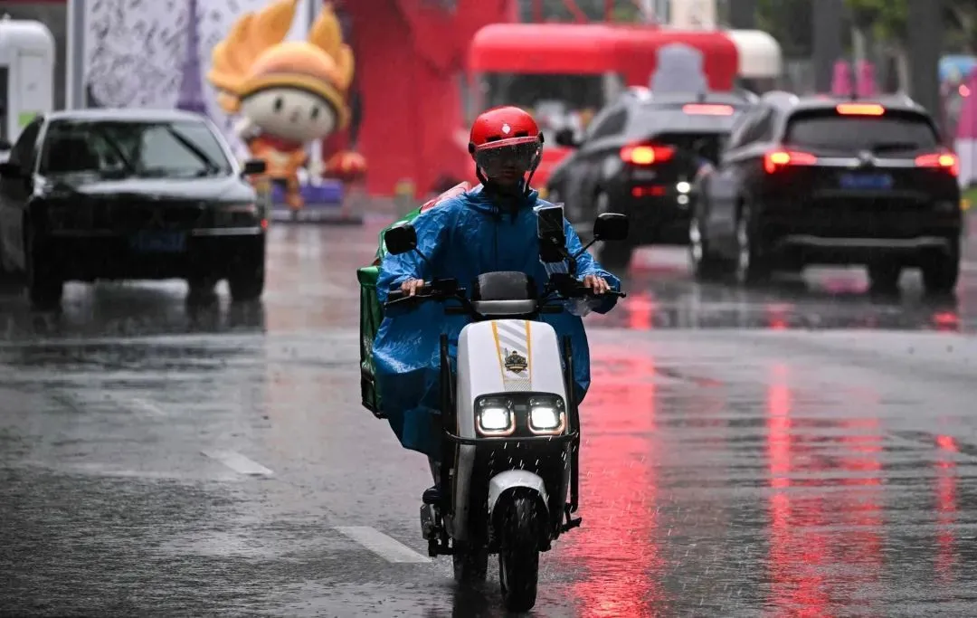 30日，北京地区强降雨