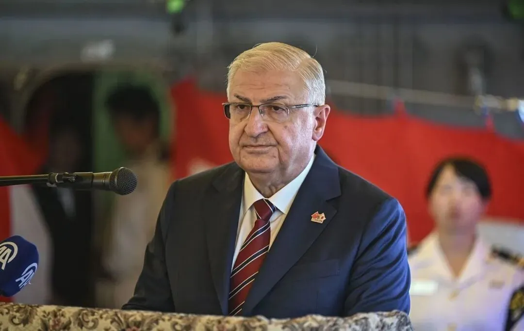 资料图:土耳其国防部长居莱尔(来源:央视新闻)