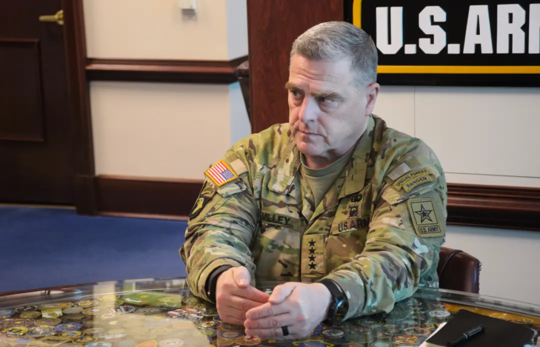 2019年4月，美国陆军专访马克·米利将军，专访题为《第一要务》。图源：US Army