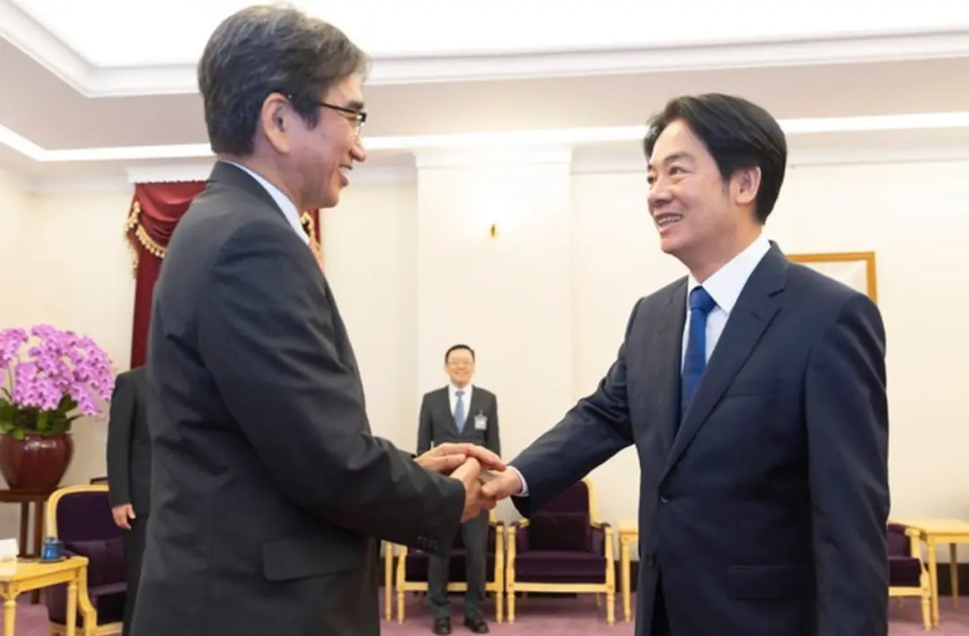 ▎ 2024年5月9日，赖清德与日本前外务省大臣官房长垂秀夫见面。