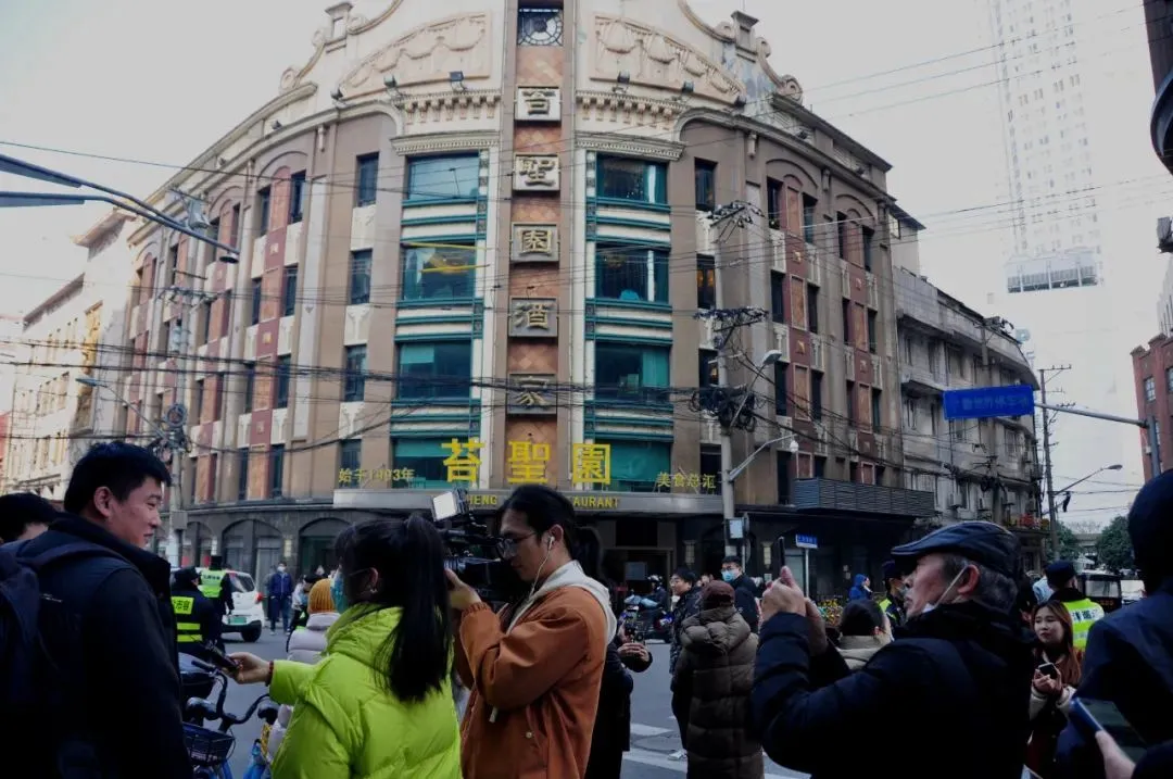 ����׷״򿨻ƺ�·�������緢 �ϴ��� ��