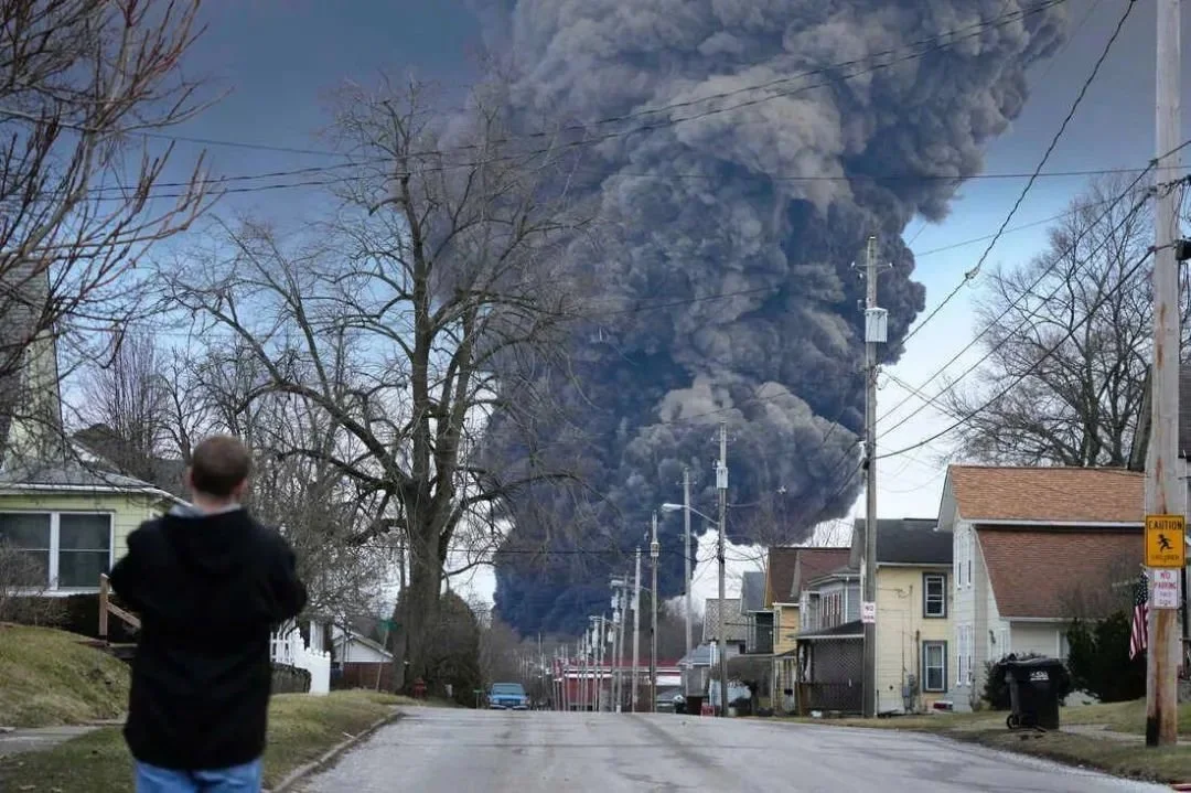 唐驳虎：俄亥俄爆炸毁了半个美国？类似出轨事故每天1.8次