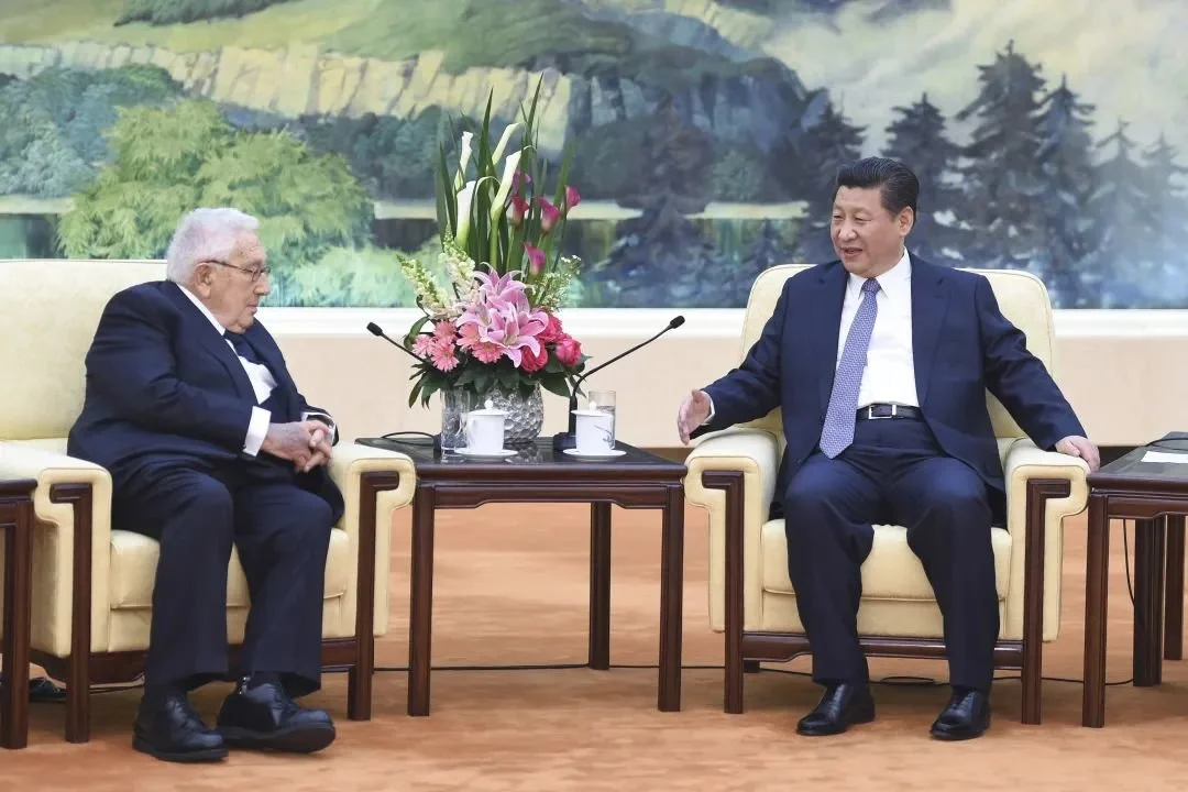 ·2015年3月17日，中国国家主席习近平在北京人民大会堂会见基辛格。
