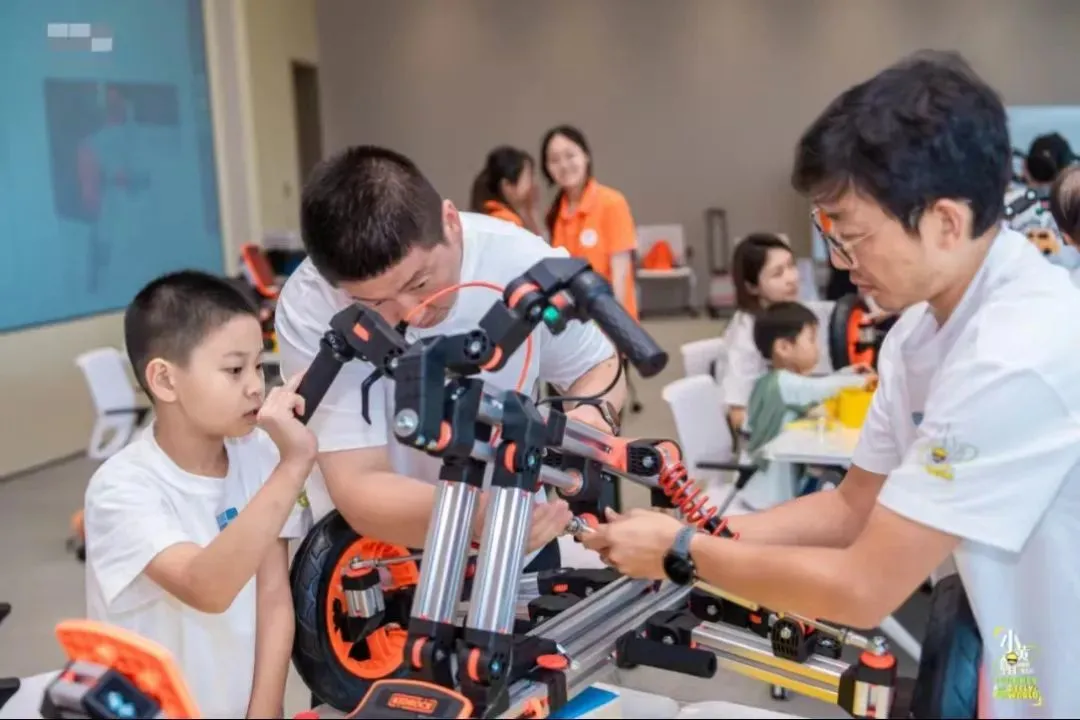 ▲来源：走进吉利公众号截图