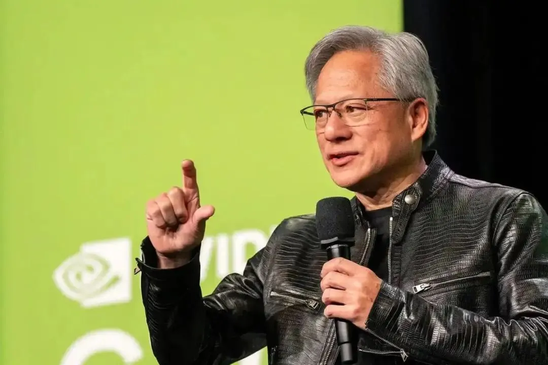 英特爾迎來首位華人CEO,美國四大“半導體巨頭”全由華人掌舵,其中兩位還是表親,被打趣為“表外甥女打表舅” | 極目新聞